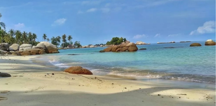 Berhala Island 1
